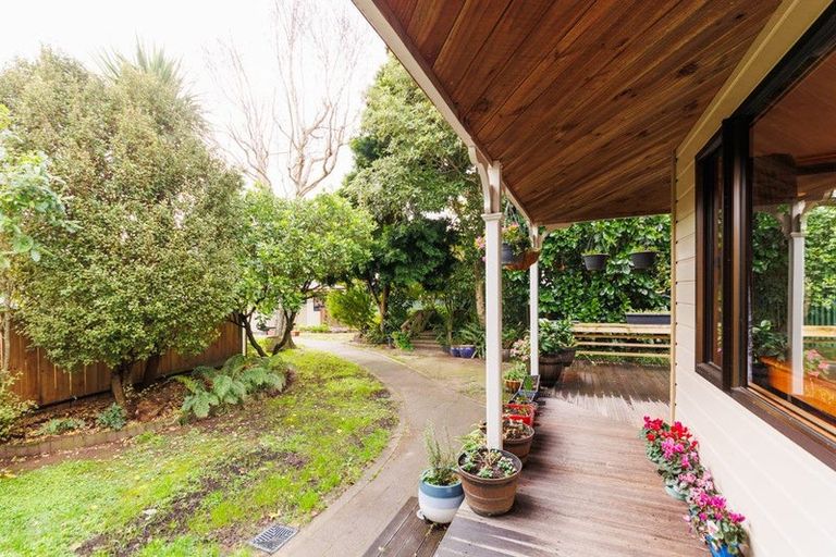 Photo of property in 14a York Place, Awapuni, Palmerston North, 4412