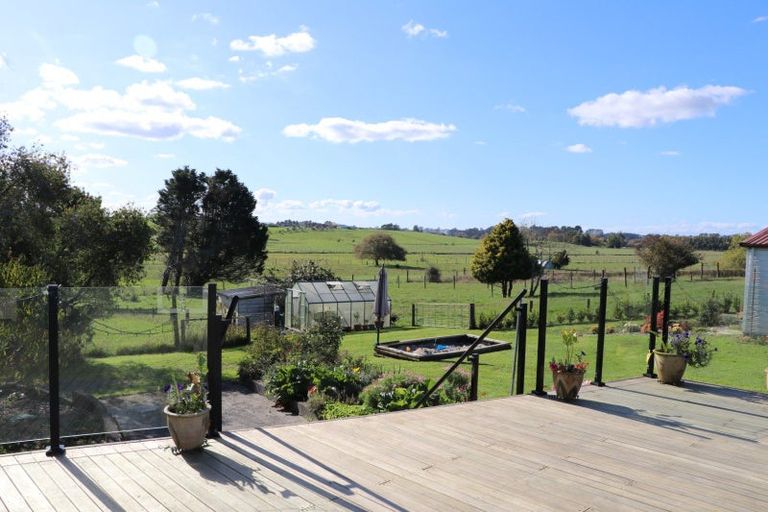 Photo of property in 2220 Kakaramea Road, Ngahinapouri, Hamilton, 3290