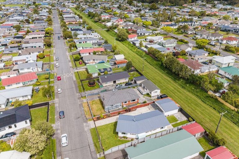 Photo of property in 73 Karamu Crescent, Wainuiomata, Lower Hutt, 5014