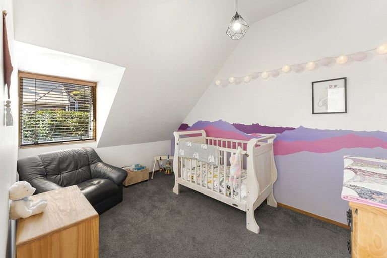 Photo of property in 18 Williams Street, Sunshine Bay, Queenstown, 9300