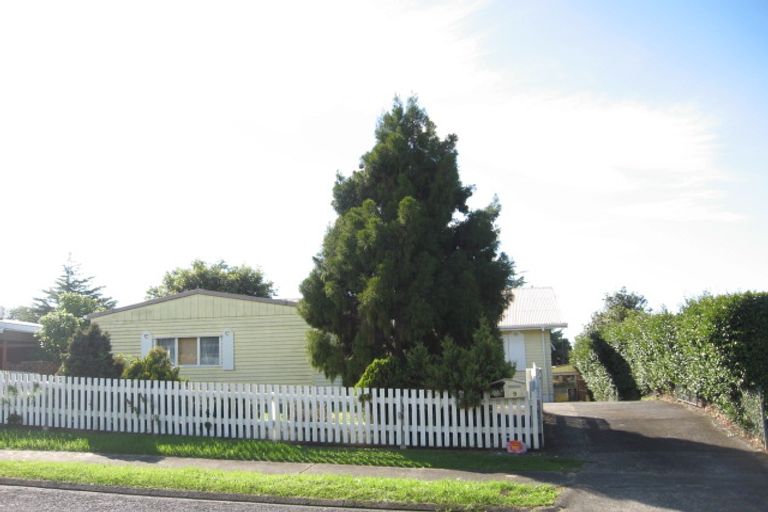 Photo of property in 9 Paulange Place, Pakuranga Heights, Auckland, 2010