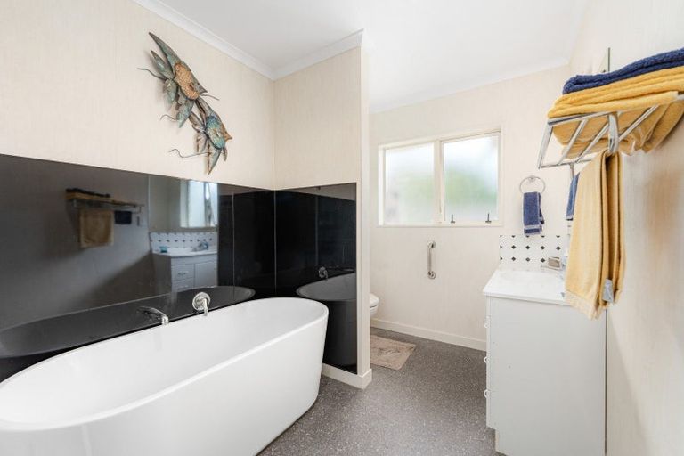 Photo of property in 8 Kimbolton Road, Feilding, 4702