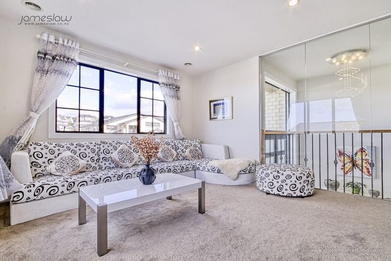 Photo of property in 10 New Dawn Lane, Albany Heights, Auckland, 0632