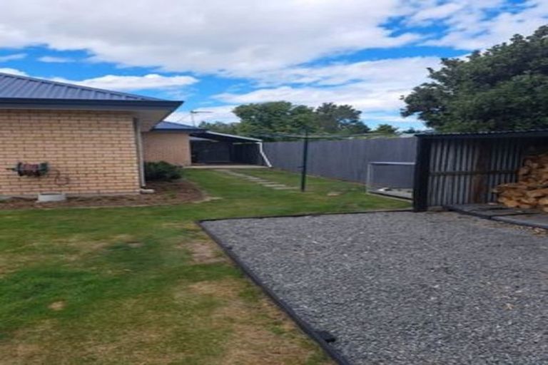 Photo of property in 13 Craigieburn Street, Darfield, 7510