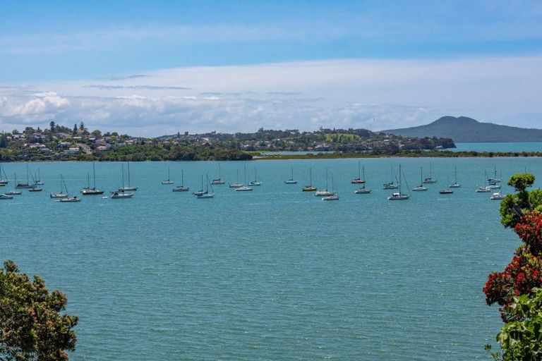 Photo of property in 28 Falstaff Place, Half Moon Bay, Auckland, 2012