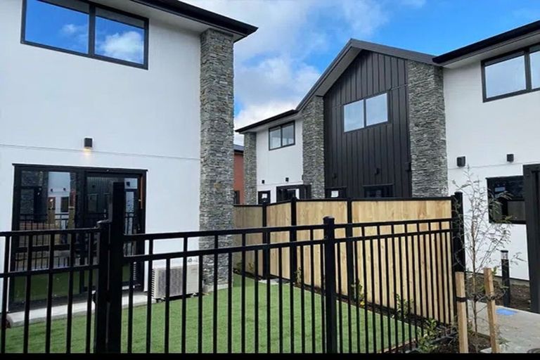 Photo of property in 6/7 Milne Crescent, Taita, Lower Hutt, 5011