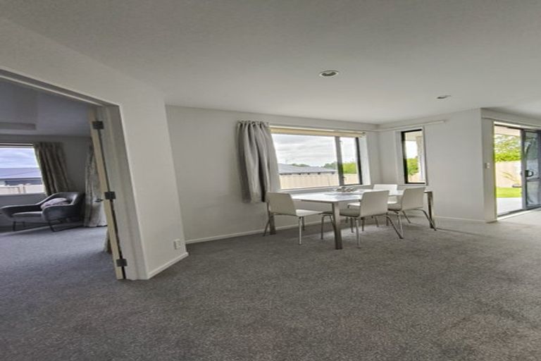 Photo of property in 10 Amner Place, Havelock North, 4130