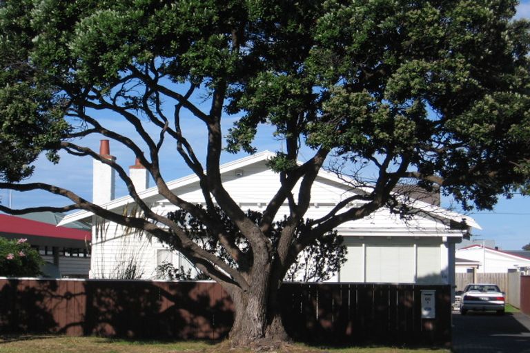 Photo of property in 66 Miramar Avenue, Miramar, Wellington, 6022