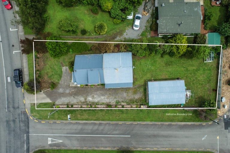 Photo of property in 44 Beach Road, Waikawa, Picton, 7220