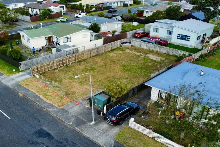 Photo of property in 36 Makarini Street, Paraparaumu, 5032