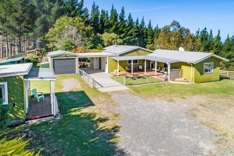 Photo of property in 257 Aropaoanui Road, Tangoio, Napier, 4181