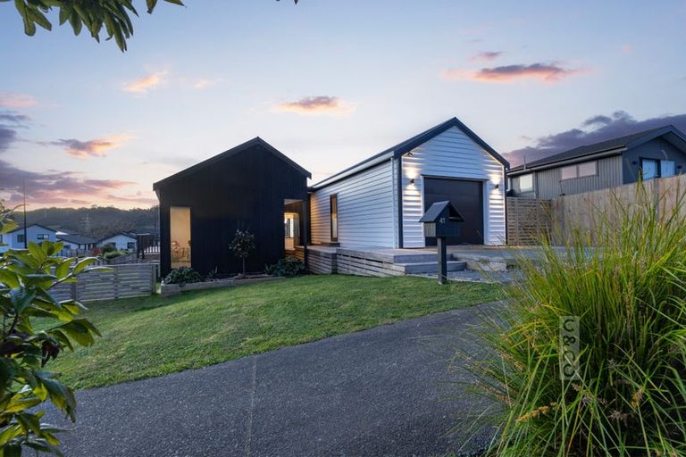 Photo of property in 41 Jeroboam Loop, Kumeu, 0810