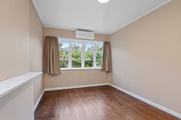 Photo of property in 10 Stoke Street, Sumner, Christchurch, 8081