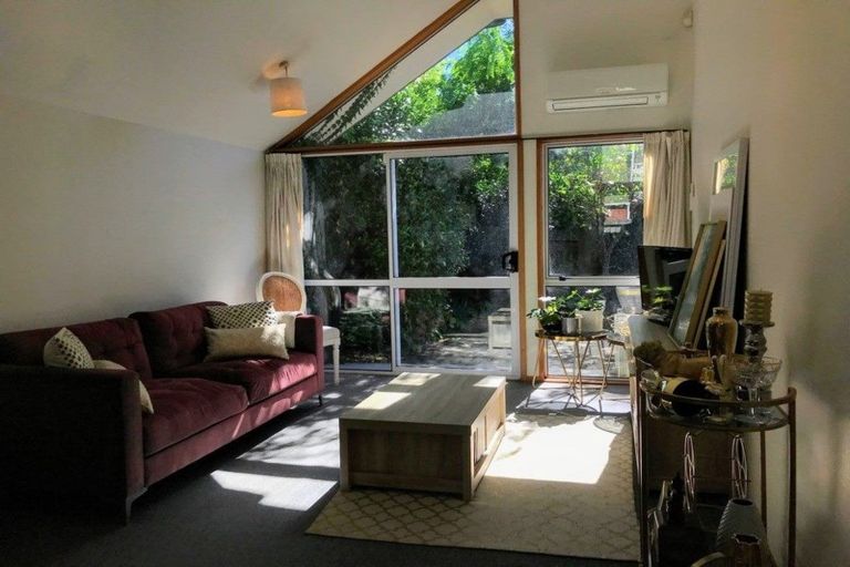 Photo of property in 10 Rehua Lane, St Albans, Christchurch, 8014