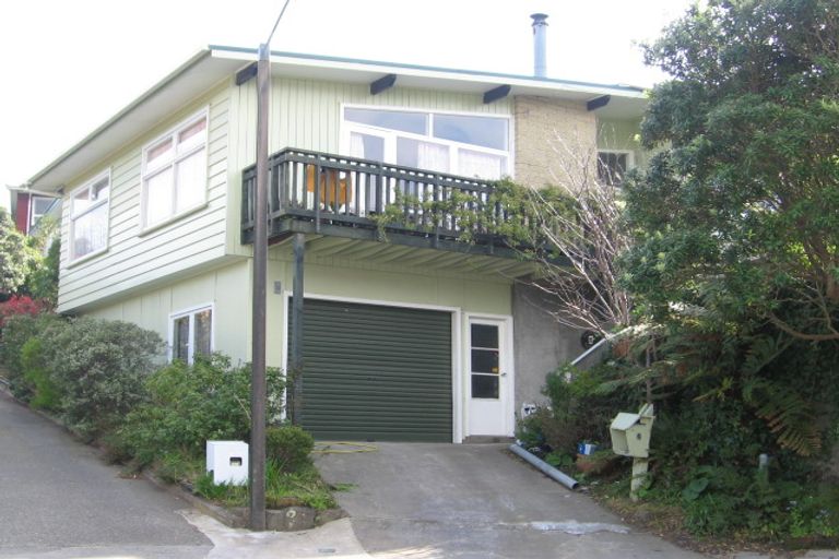 Photo of property in 6 Neville Street, Johnsonville, Wellington, 6037