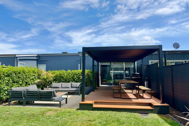 Photo of property in 35 Roundel Crescent, Whenuapai, Auckland, 0618