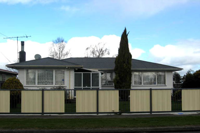 Photo of property in 9 Windsor Street, Solway, Masterton, 5810