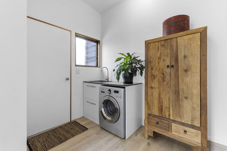 Photo of property in 3/2a Julian Place, Westown, New Plymouth, 4310