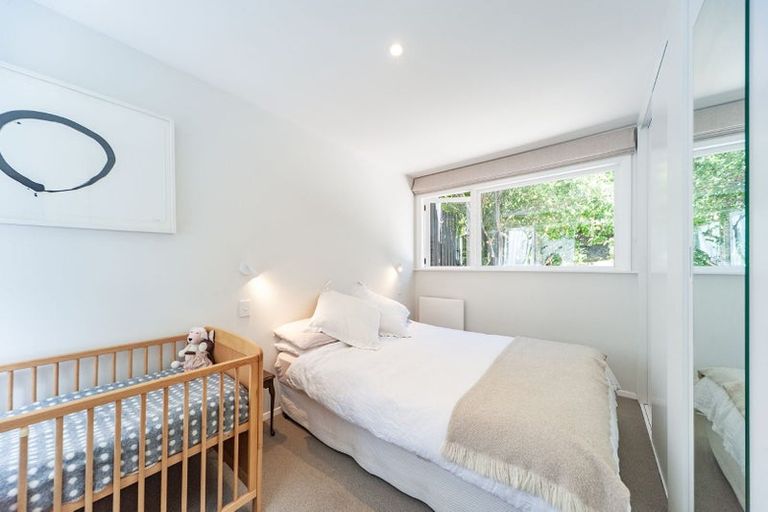 Photo of property in 120 Ohiro Road, Brooklyn, Wellington, 6021