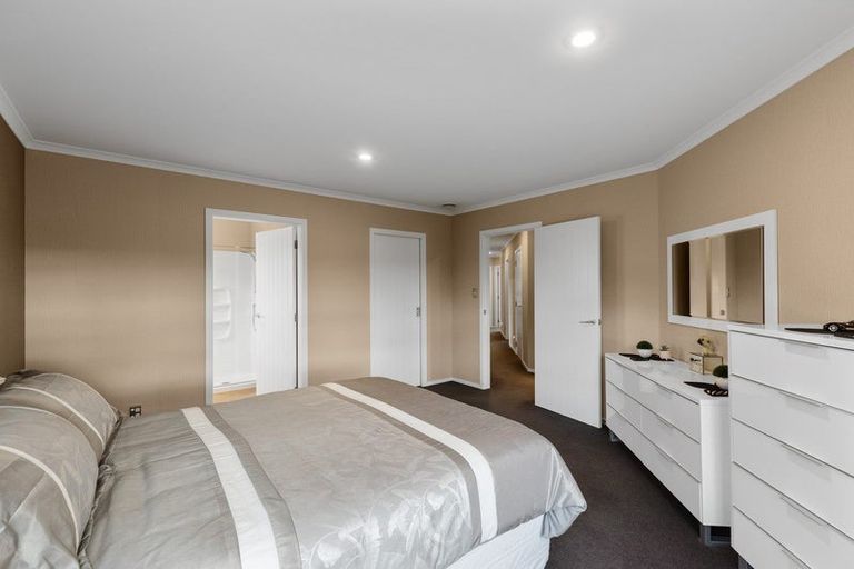 Photo of property in 62 Rosalie Terrace, Kelvin Grove, Palmerston North, 4414