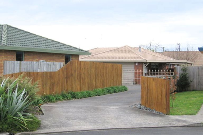 Photo of property in 18 Maahutaupeke Place, St Andrews, Hamilton, 3200