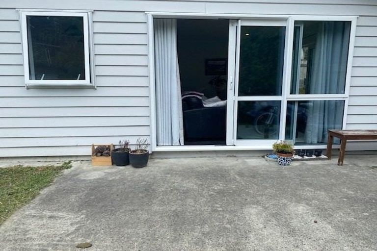 Photo of property in 64 Peterhouse Street, Tawa, Wellington, 5028