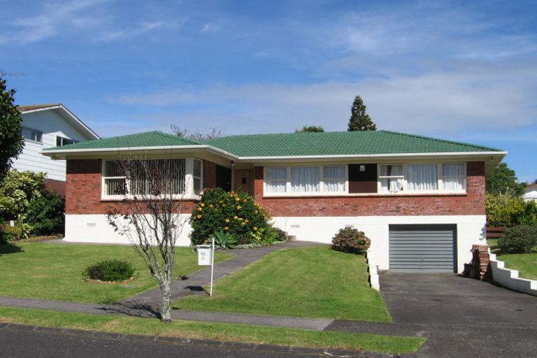 Photo of property in 13 Rothwell Place, Sunnyhills, Auckland, 2010