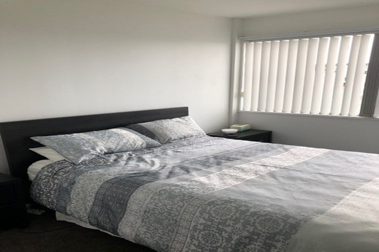 Photo of property in Shoal Haven Apartments, 112a/130 Anzac Street, Takapuna, Auckland, 0622