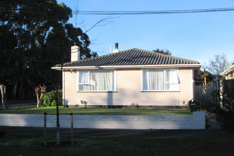 Photo of property in 1 Sinclair Street, New Brighton, Christchurch, 8083