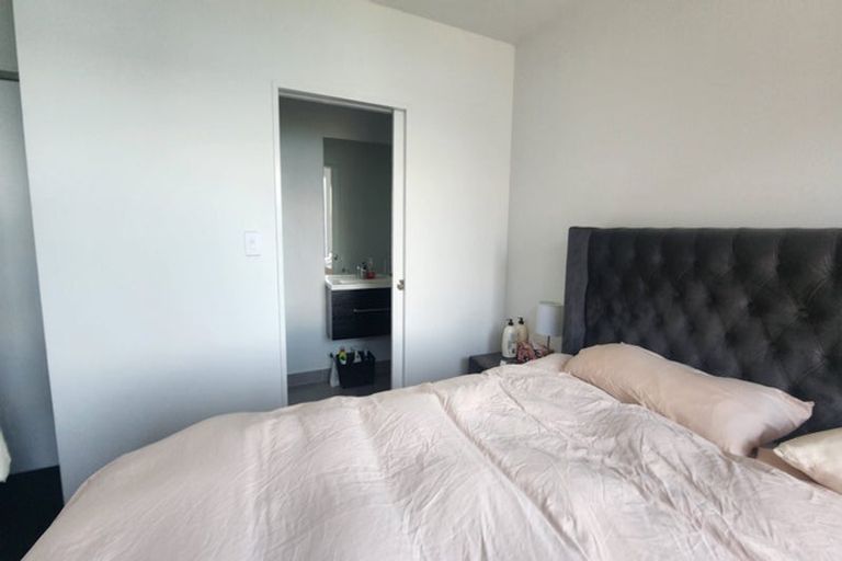 Photo of property in 14/80 Seatoun Heights Road, Seatoun, Wellington, 6022