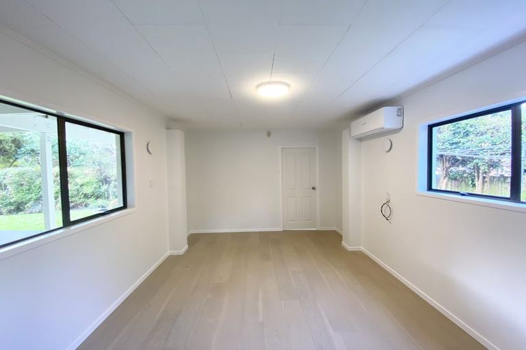 Photo of property in 138 Weatherly Road, Torbay, Auckland, 0630