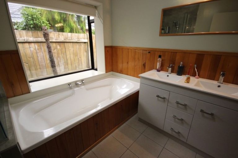 Photo of property in 2 Colorado Crescent, Milson, Palmerston North, 4414