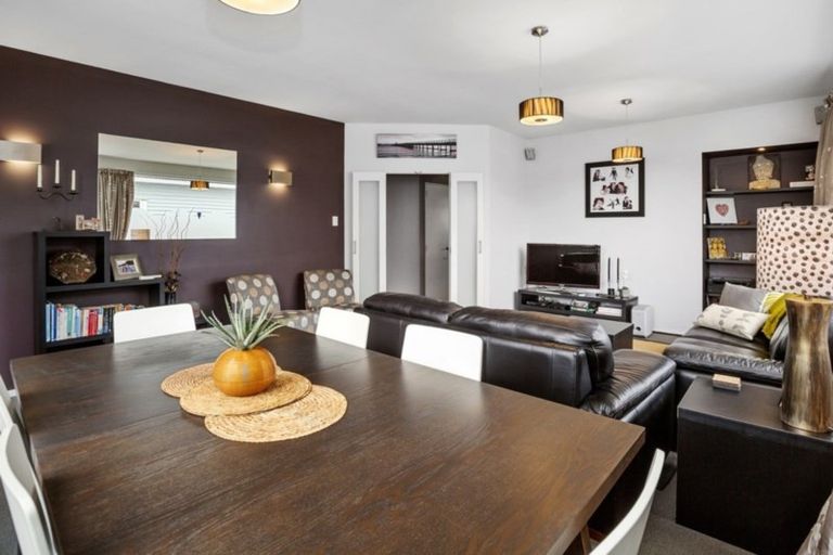 Photo of property in 14 Jessie Street, Petone, Lower Hutt, 5012