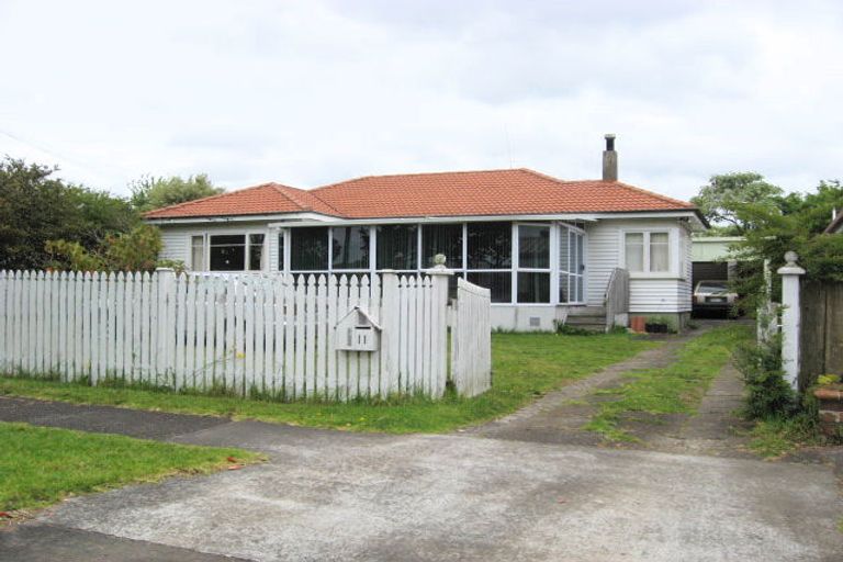 Photo of property in 11 Boyd Avenue, Mangere Bridge, Auckland, 2022