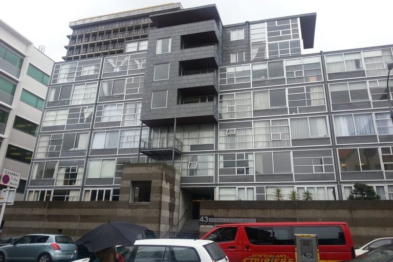 Photo of property in St Pauls Apartments, 42/43 Mulgrave Street, Thorndon, Wellington, 6011