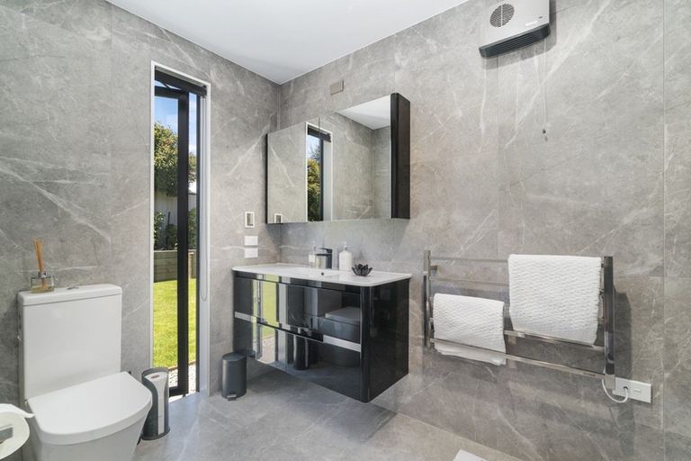 Photo of property in 11 Little Maude Drive, Lake Hawea, Wanaka, 9382