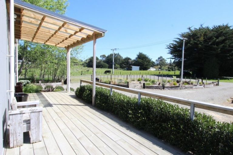 Photo of property in 1 Jackson Street, Eketahuna, 4900