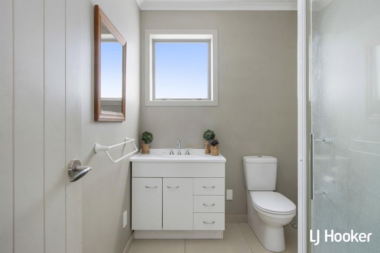 Photo of property in 4 Wilson Road, Waihi Beach, 3611