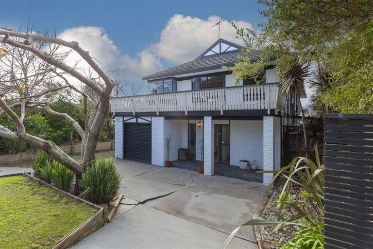 Photo of property in 300 Rosetta Road, Raumati Beach, Paraparaumu, 5032