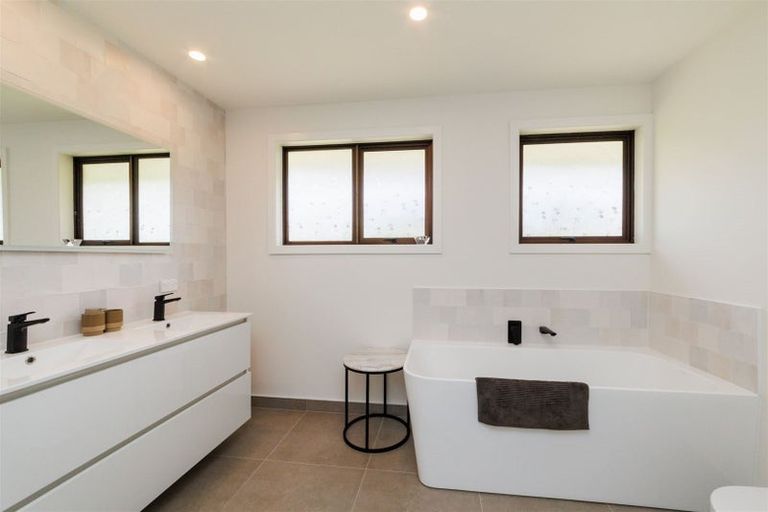 Photo of property in 10 Eastview Place, Feilding, 4702