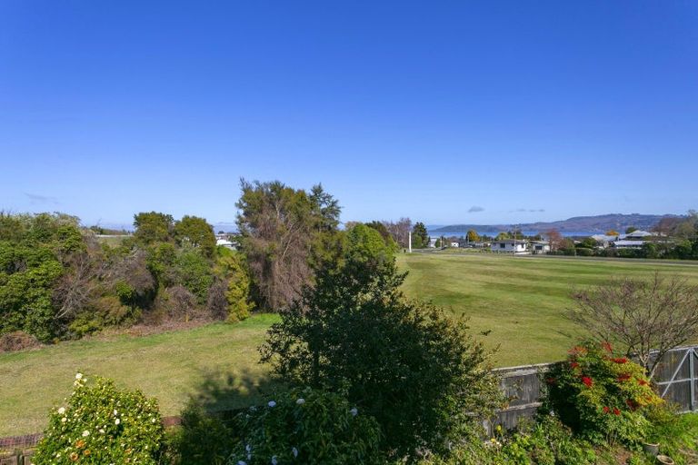Photo of property in 67 Chesham Avenue, Waipahihi, Taupo, 3330