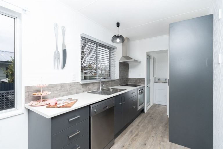 Photo of property in 381a Kahikatea Drive, Dinsdale, Hamilton, 3204