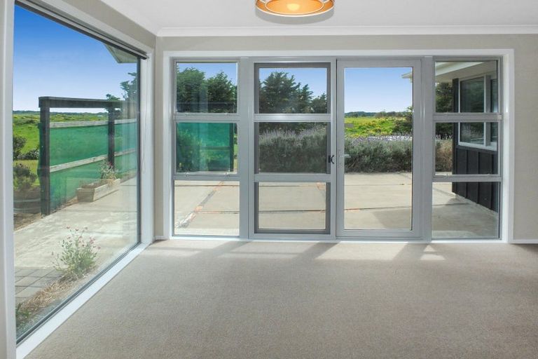 Photo of property in 90 Bergin Road, Foxton, 4814