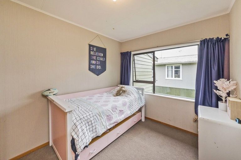 Photo of property in 8 Hartley Place, Awapuni, Palmerston North, 4412