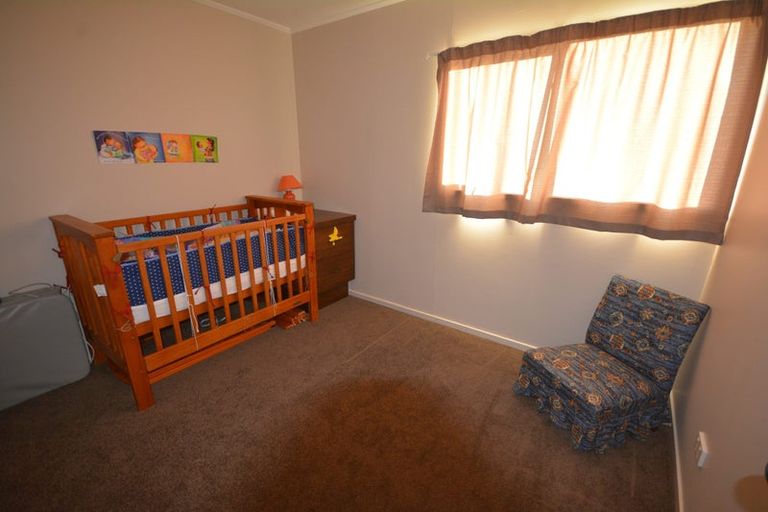 Photo of property in 7 Vonnell Place, Birkdale, Auckland, 0626