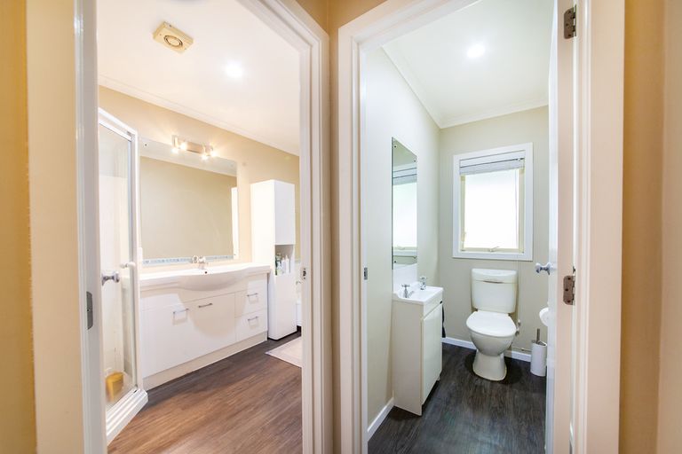 Photo of property in 18 Cinnabar Place, Westgate, Auckland, 0614