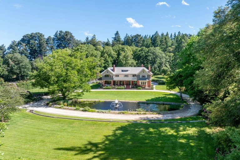 Photo of property in Racecourse Hill Homestead, 3979 West Coast Road, Darfield, 7571