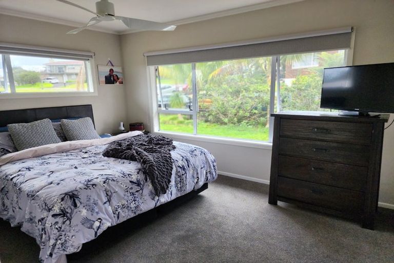 Photo of property in 45 Riverhills Avenue, Pakuranga Heights, Auckland, 2010