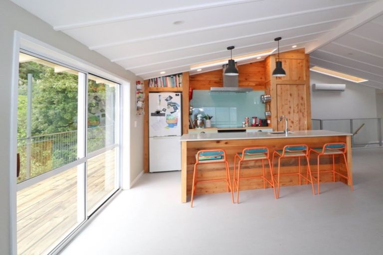 Photo of property in 37 Adams Road, Thornton Bay, Thames, 3575