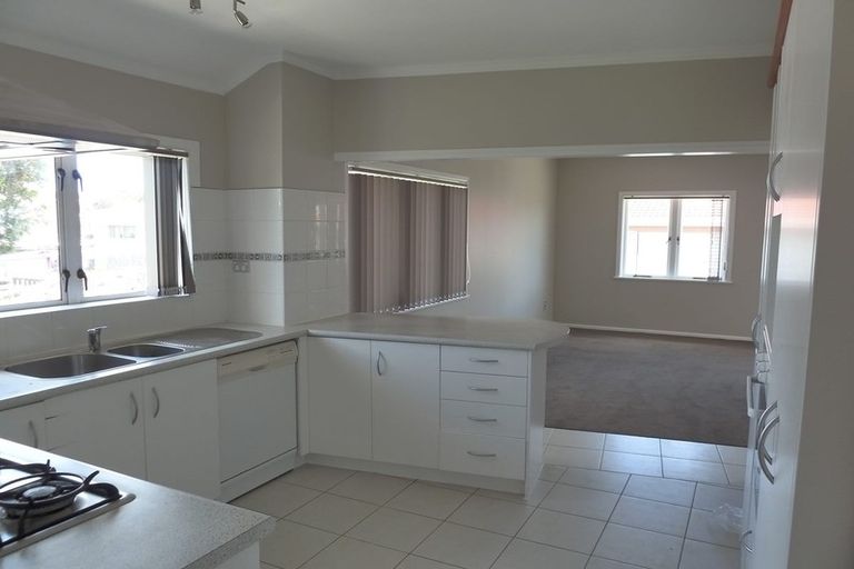 Photo of property in 124 Coronation Road, Papatoetoe, Auckland, 2025